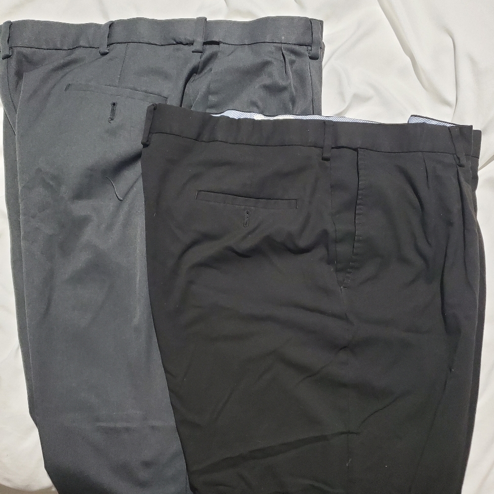 Haggar Dress pants: 2 pairs 42x30